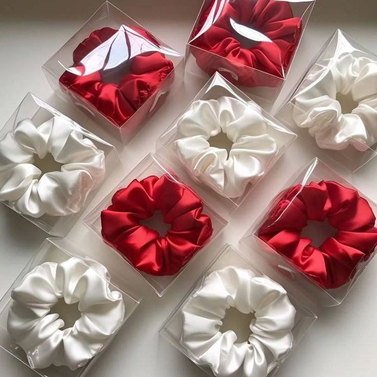 التوك والبونيه الستان التركي والحرير اعلي خامه وتقفيل واقل سعر مقابل اعلي جودة 💙✨