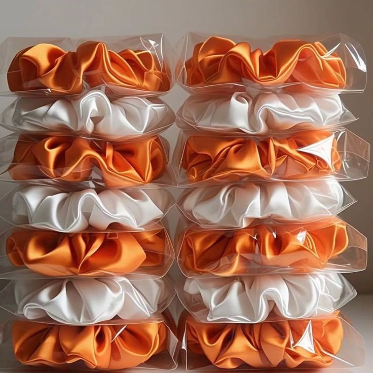 التوك والبونيه الستان التركي والحرير اعلي خامه وتقفيل واقل سعر مقابل اعلي جودة 💙✨