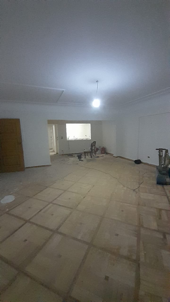 شقة لوقطة للبيع بسابا باشا